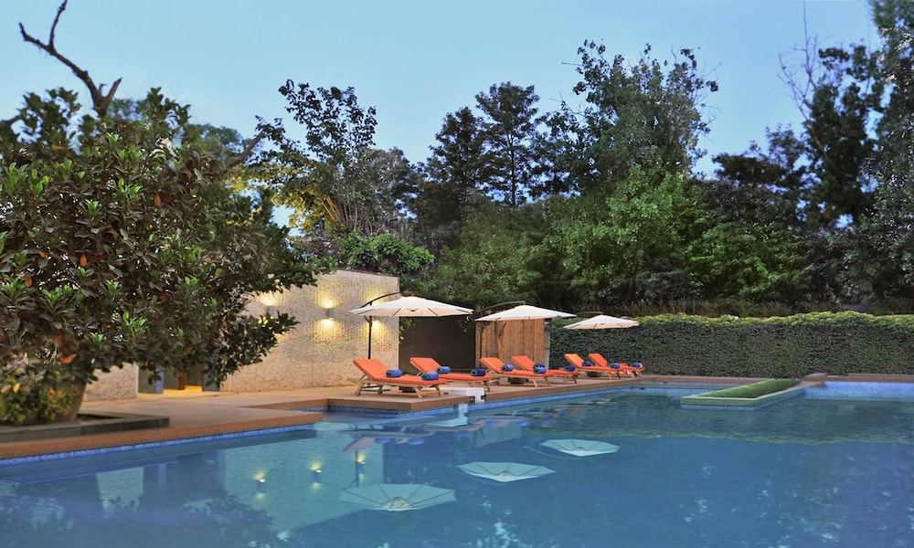 Park Boulevard Hotel & Resort