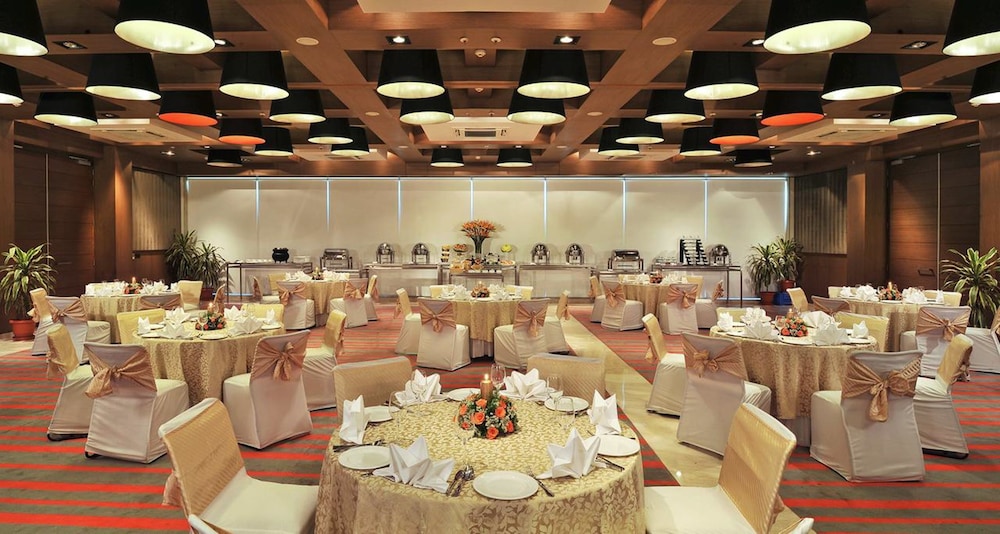 Park Boulevard Hotel & Resort