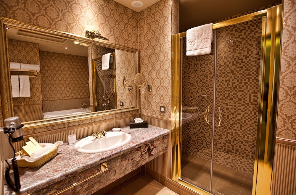 Multi Grand Pharaon Hotel
