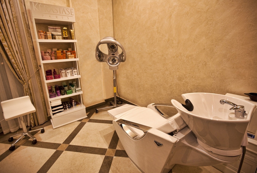 Multi Grand Pharaon Hotel