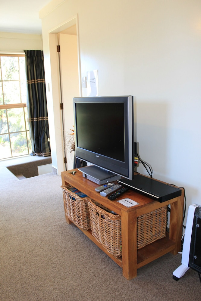 Tudor Manor Bed & Breakfast