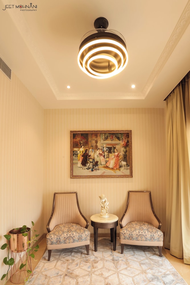 Hotel Hukam's Lalit Mahal