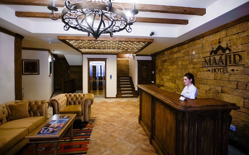 Maajid Hotel & Restaurant