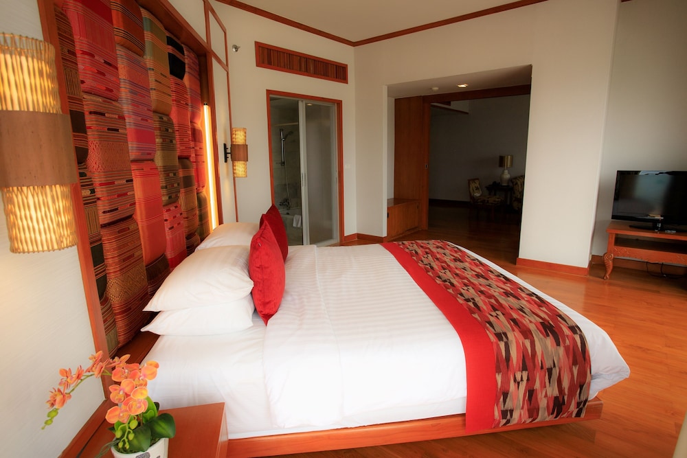 The Royal Paradise Hotel & Spa