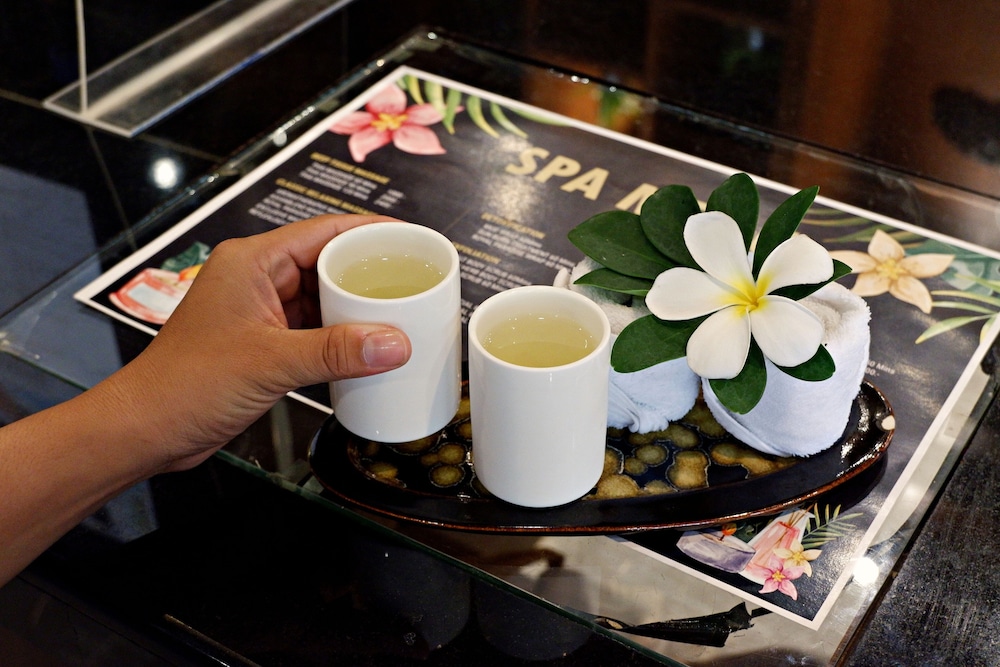 The Royal Paradise Hotel & Spa