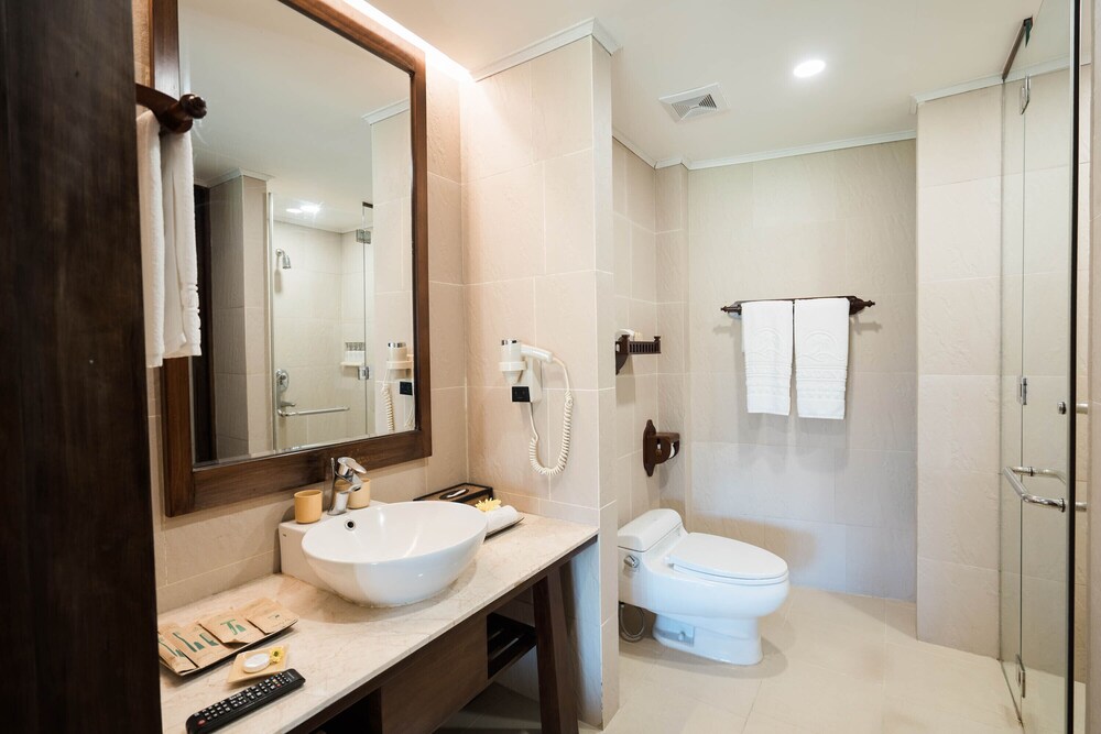 Palm Garden Beach Resort & Spa