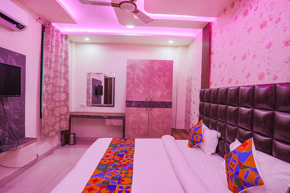 FabHotel Naman