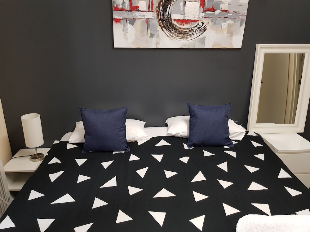 Perth Central City Stay Apartment Hotel