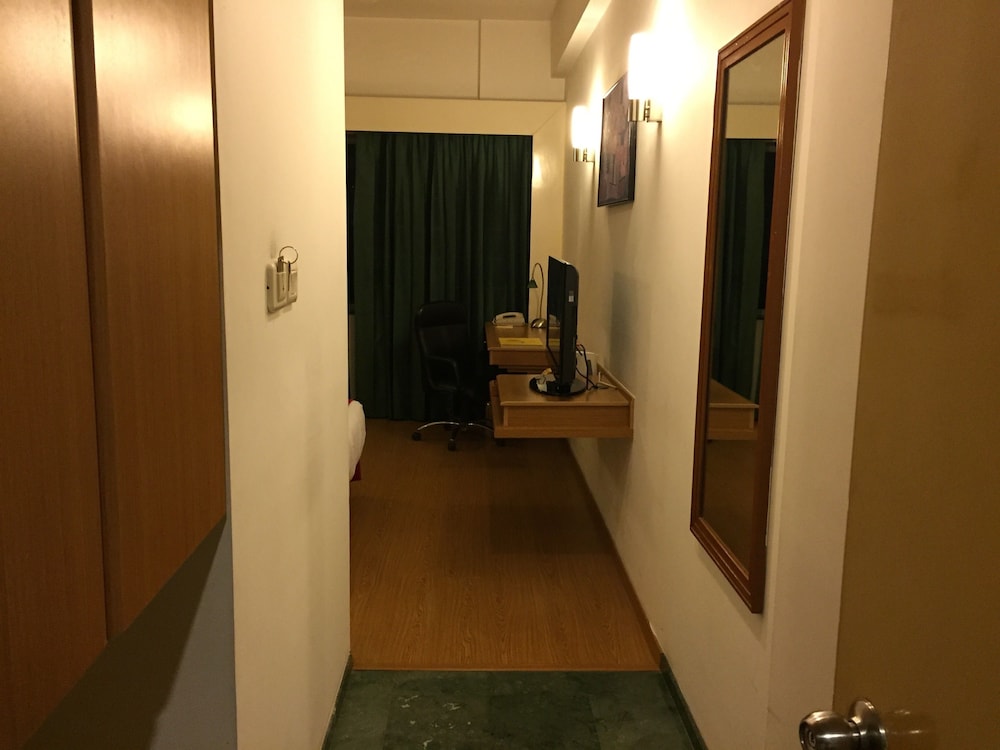 Lemon Tree Hotel, Hinjawadi , Pune