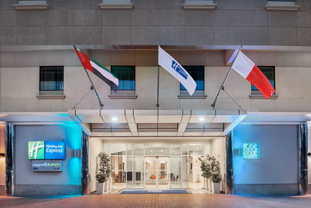 Holiday Inn Express Dubai Safa Park by IHG
