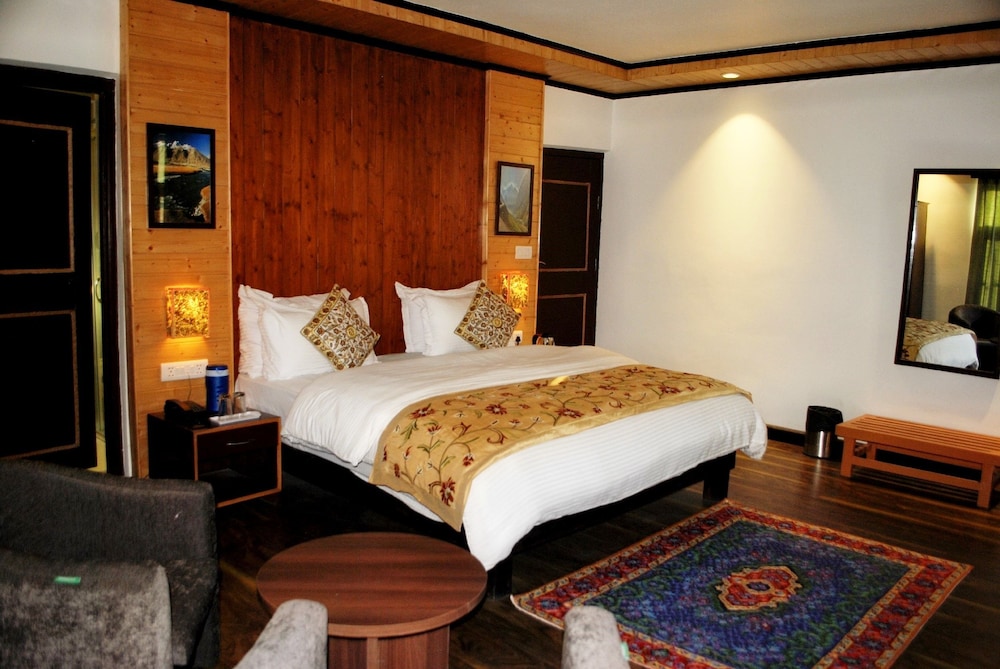 Himalayan Hill Resort