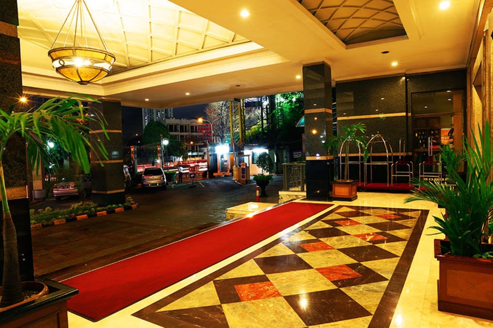 Mega Anggrek Hotel Jakarta Slipi
