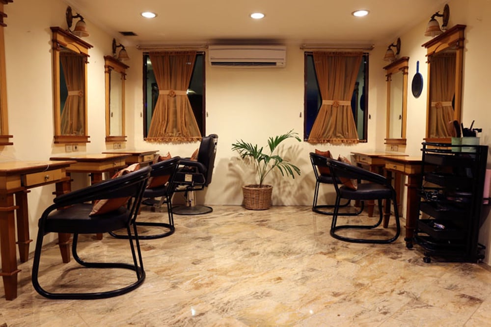 Mega Anggrek Hotel Jakarta Slipi