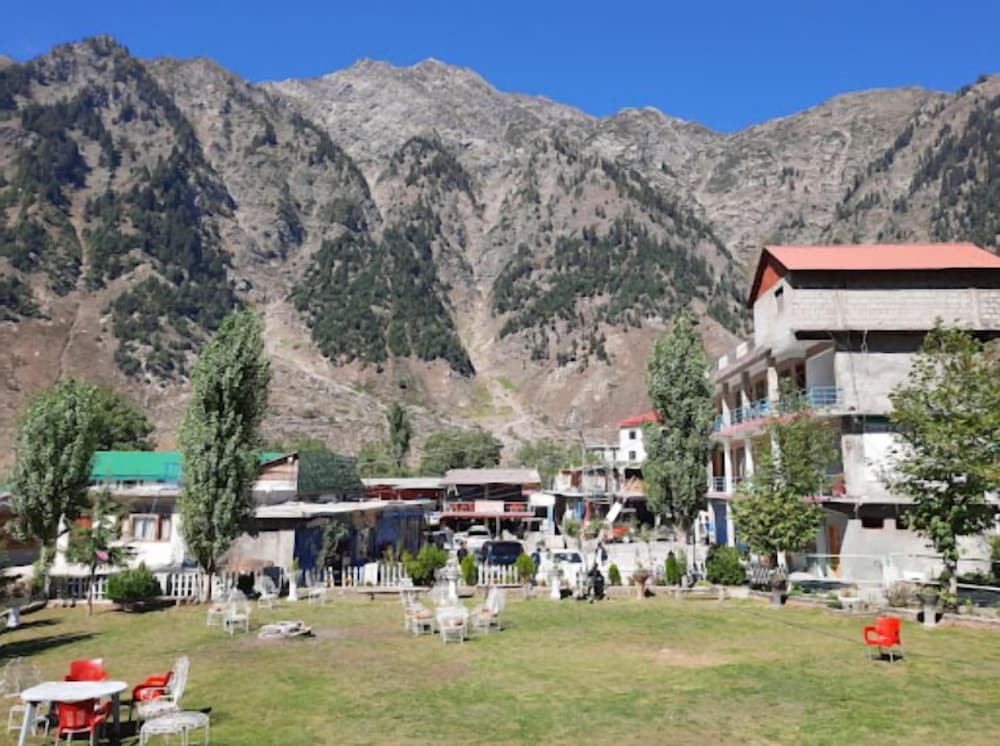 Hotel Demanchi Naran