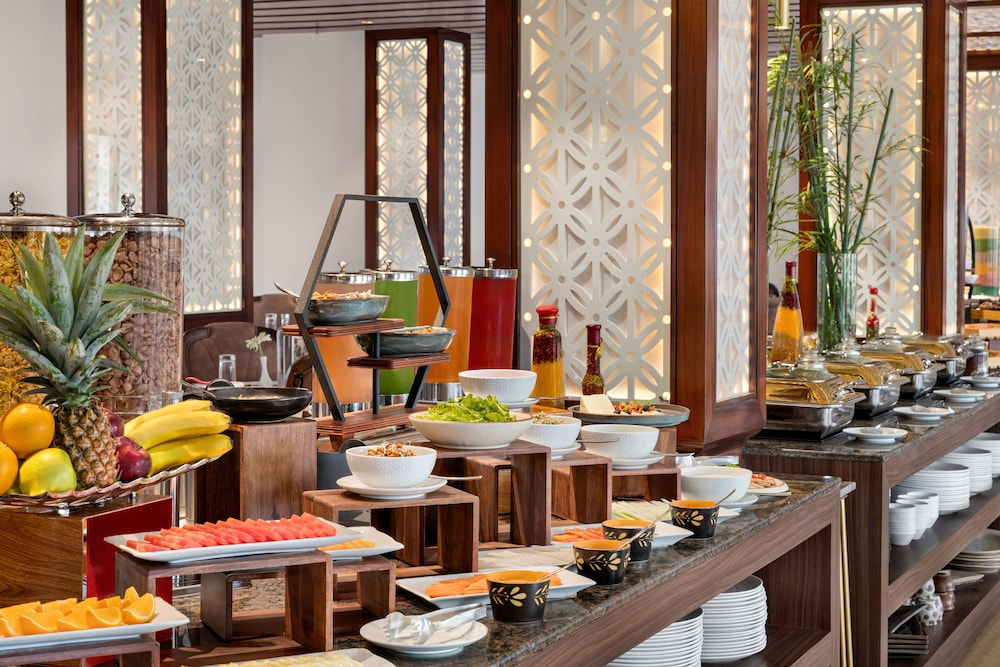 Ramada by Wyndham Gangtok Hotel & Casino Golden