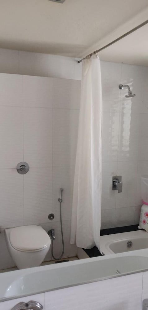 Hotel Seven Heaven