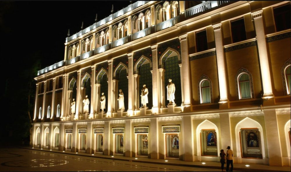 Central Baku Hotel