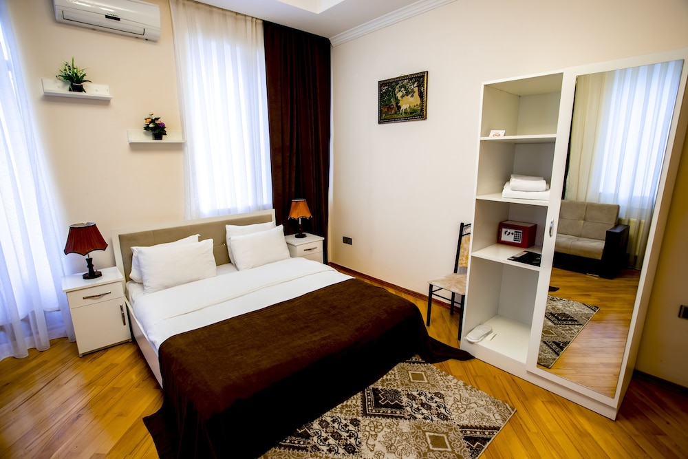 Central Baku Hotel