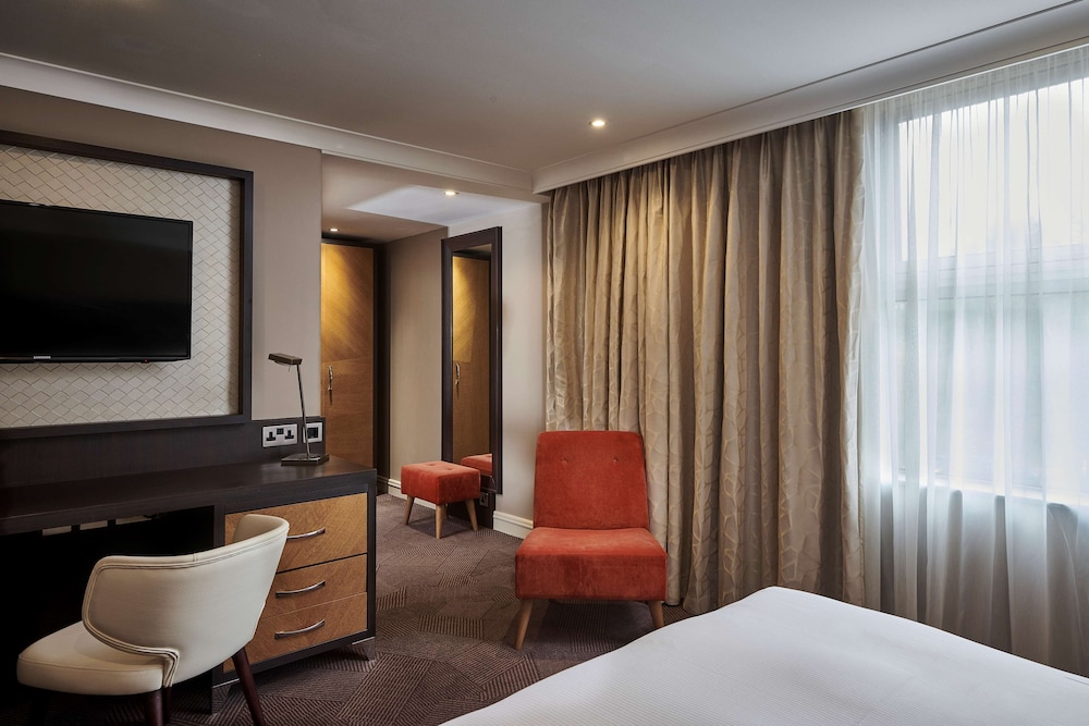 DoubleTree by Hilton London - Ealing Hotel