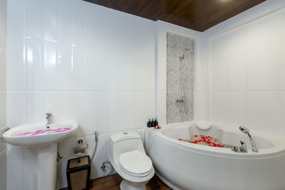 Secret Cliff Resort Phuket
