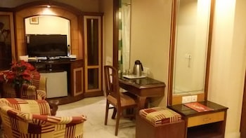 Raaj Residency