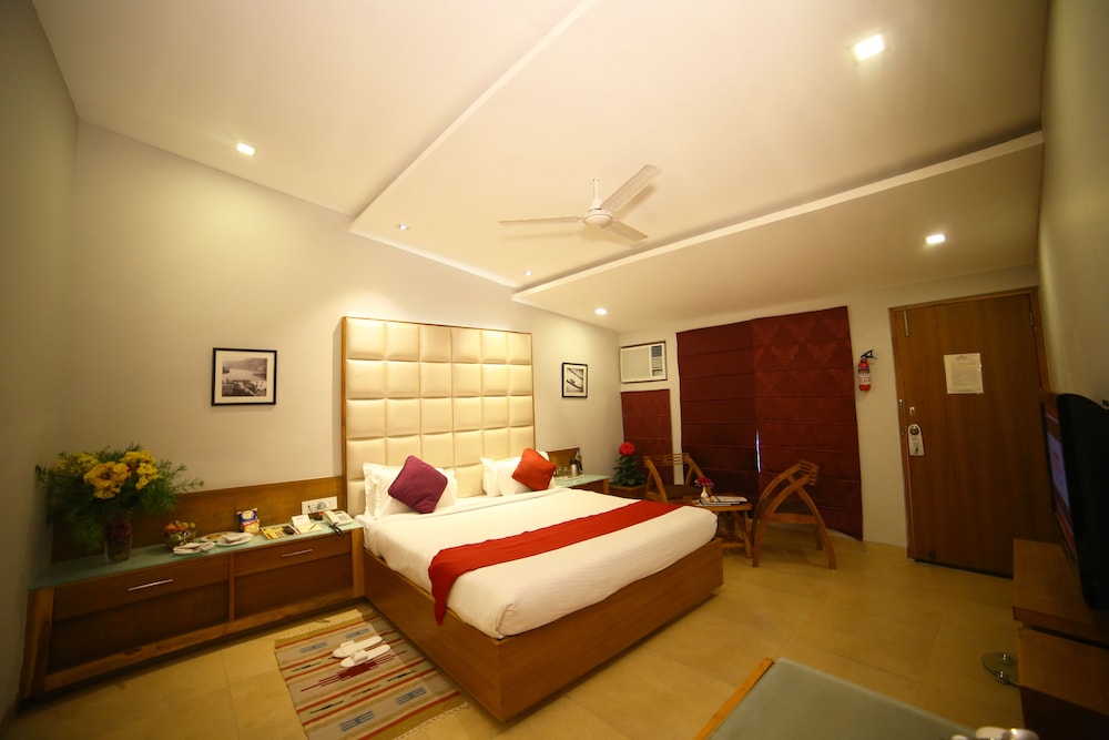 Country Inn Nature Resort Bhimtal