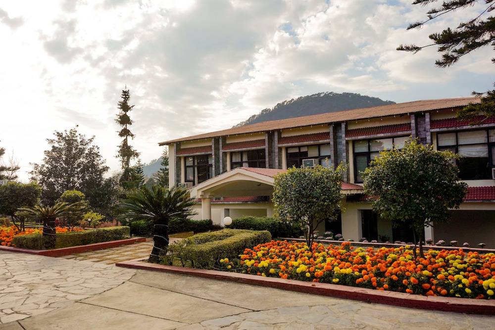 Country Inn Nature Resort Bhimtal