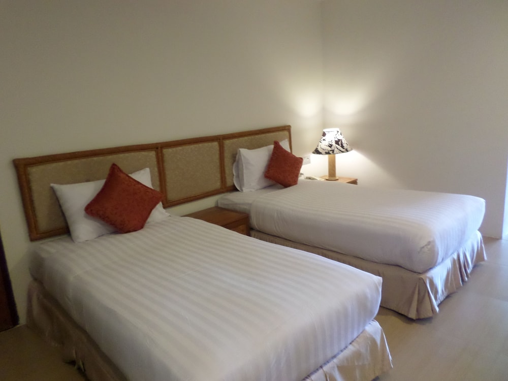 Nautical Inn