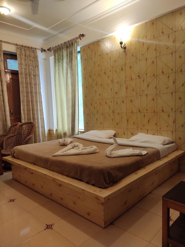 Greenwoods Inn Mcleodganj