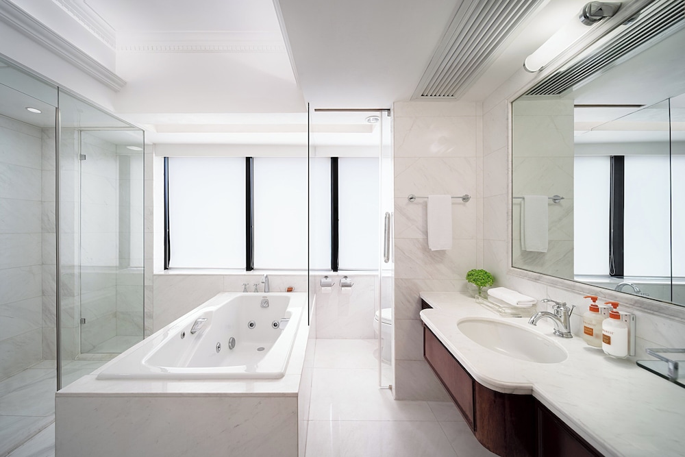 Crowne Plaza Hotel & Suites Landmark Shenzhen By IHG