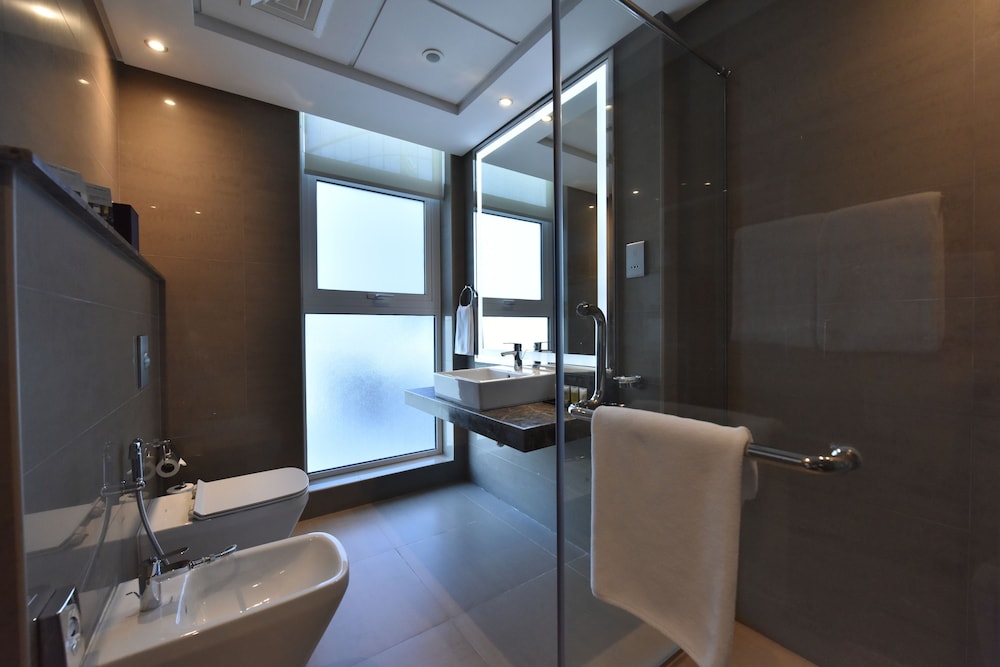 Ramada by Wyndham Manama City Centre
