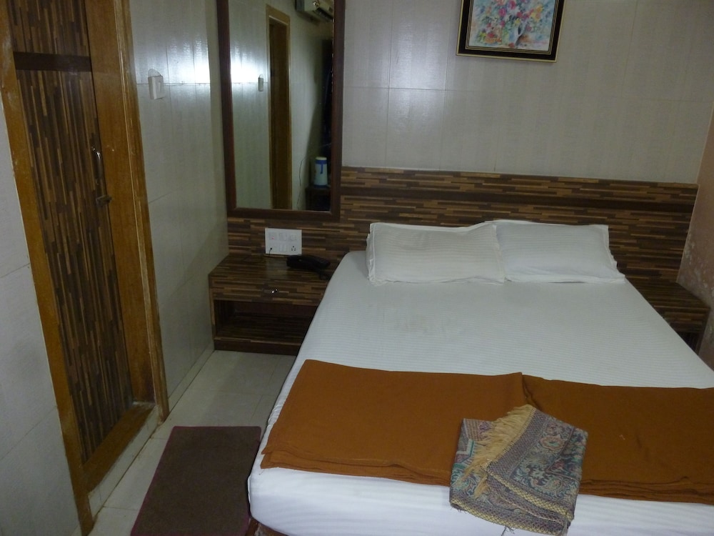 Hotel Orient Palace