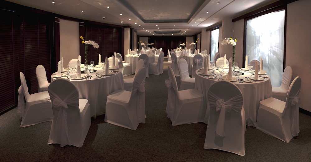 Kingsgate Hotel Abu Dhabi