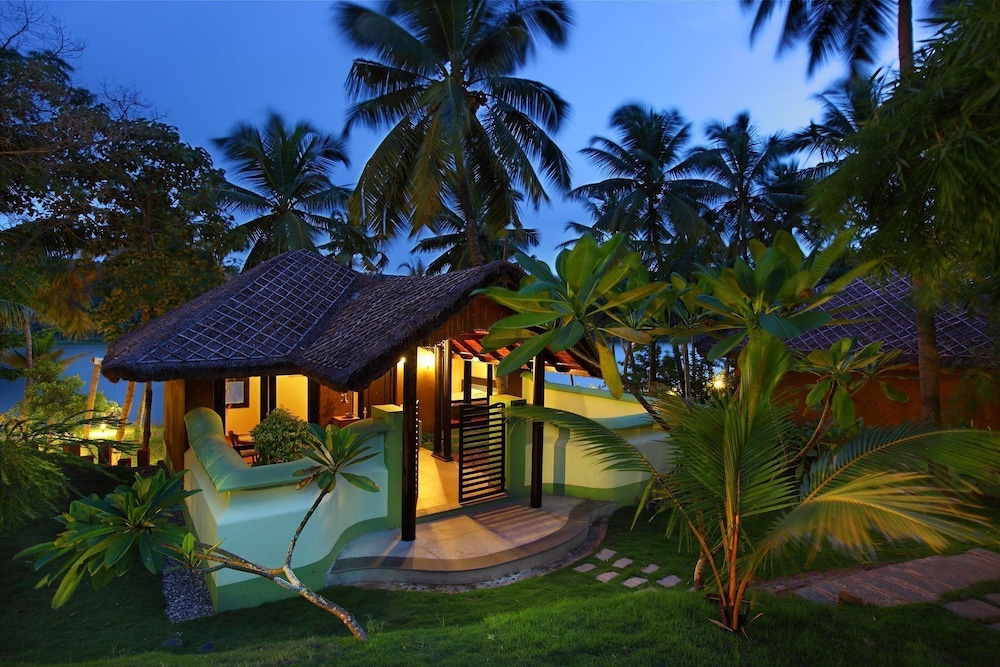 Fragrant Nature Backwater Resort and Ayurveda Spa