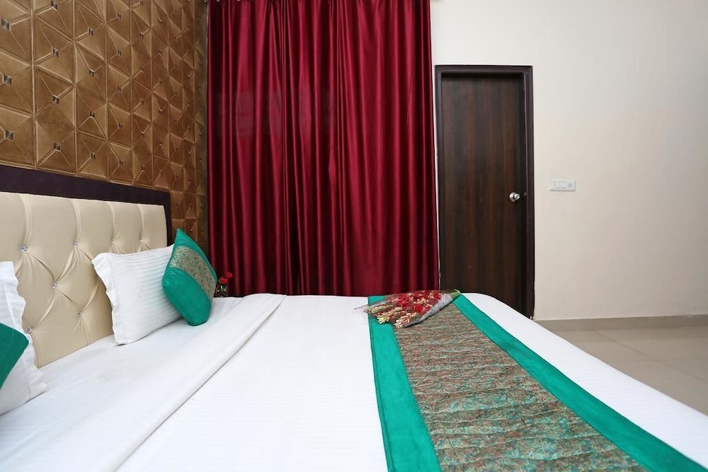 Hotel Avalon Palace By GRB
