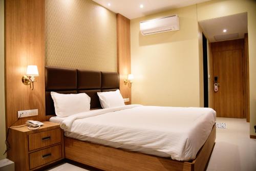 Hotel Awana