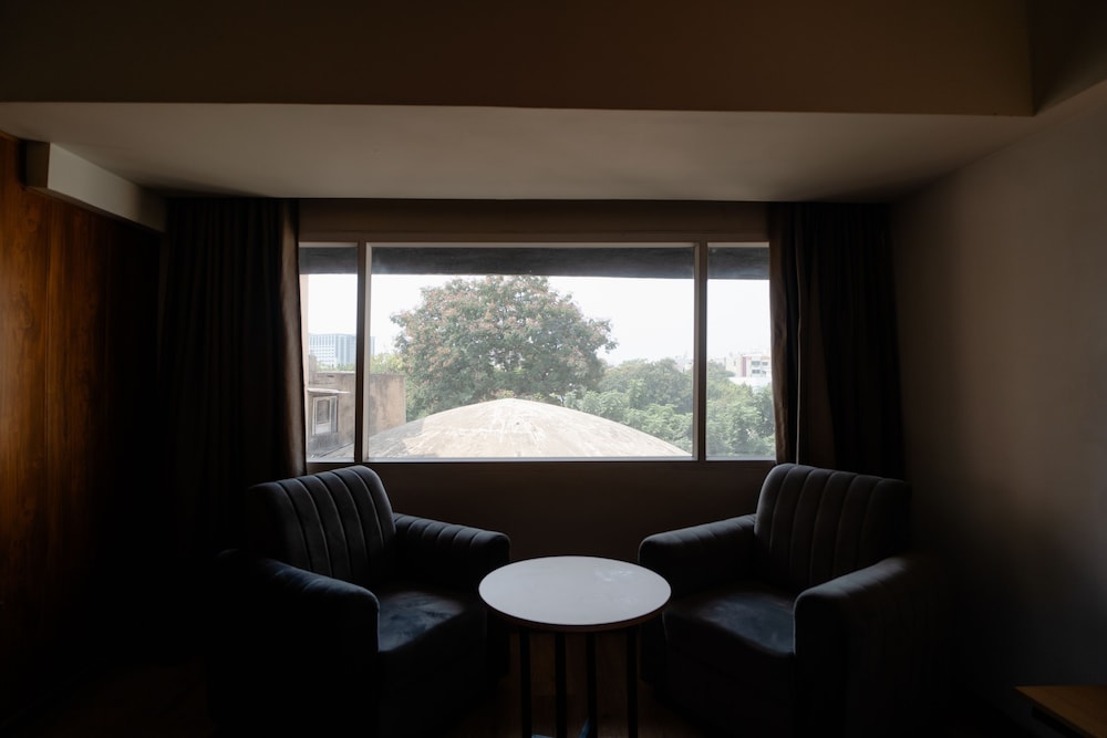 Hotel Asrani International