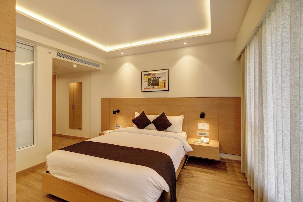 Hotel Mumbai House Ghansoli