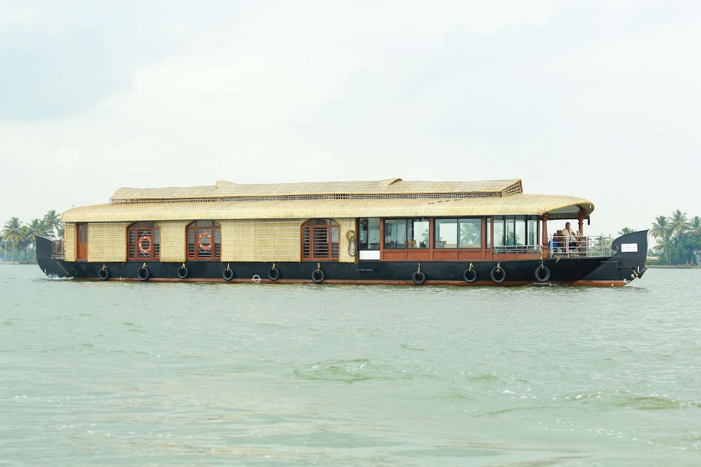 Southern Panorama Cruises