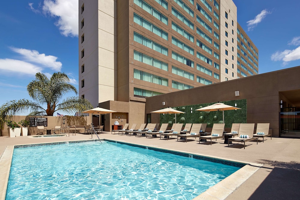Hilton San Diego Mission Valley