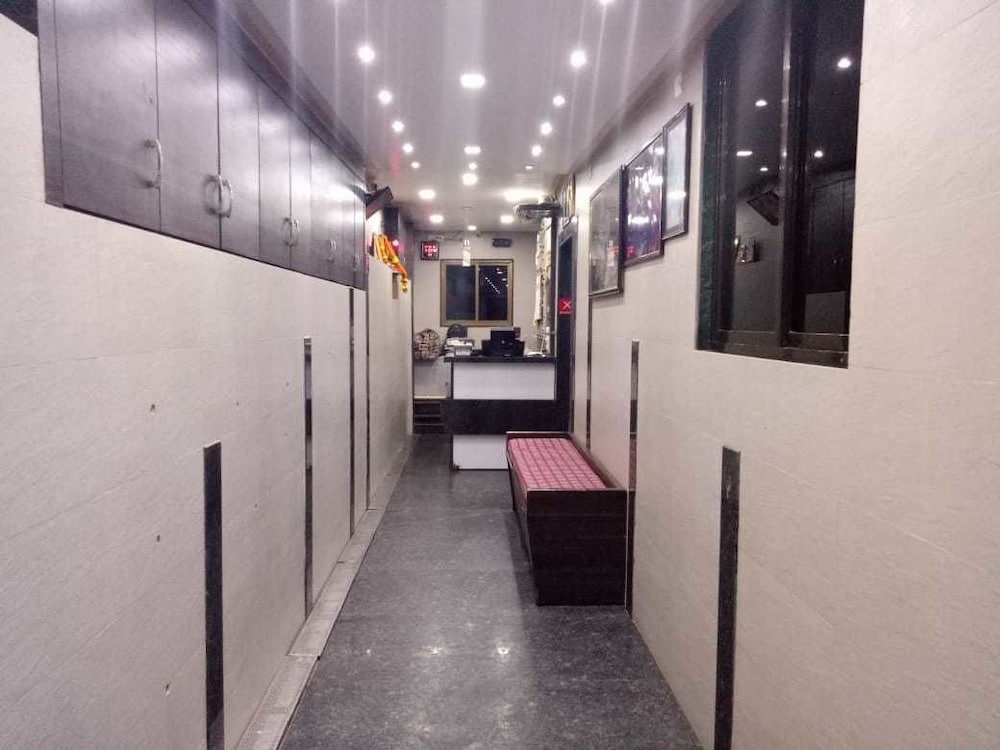 Hotel Sharda