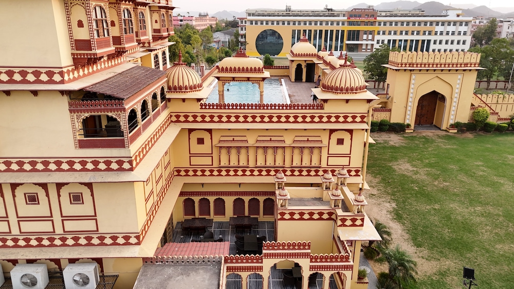 Umaid Haveli-A Heritage Style Hotel & Resort