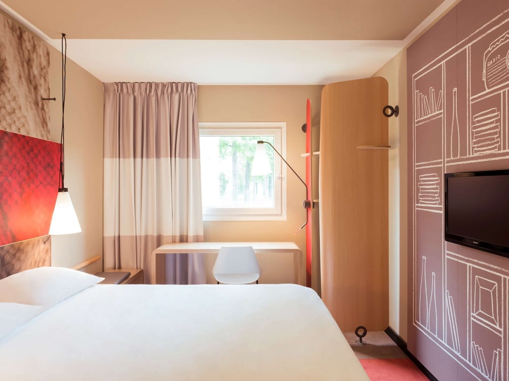 ibis Paris Défense Courbevoie