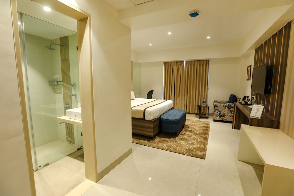 FabHotel Prime The Thane Club