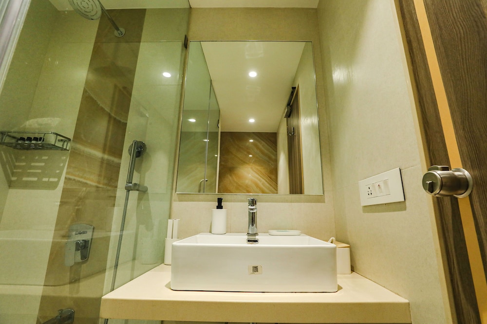 FabHotel Prime The Thane Club