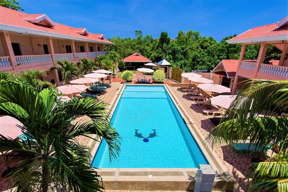 Conrada's Place Hotel and Resort