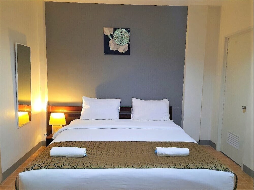 Conrada's Place Hotel and Resort