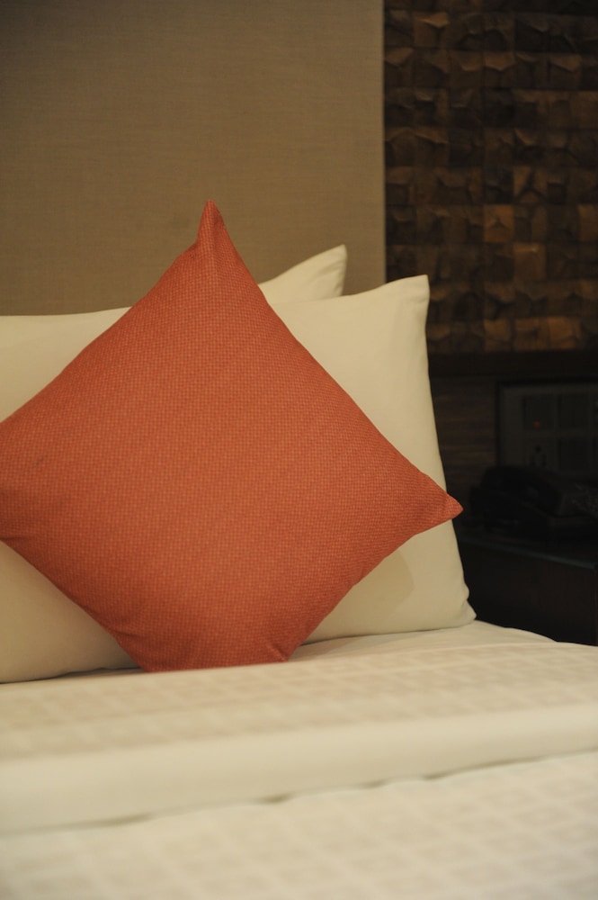 The Summer House, Pachmarhi - AM Hotel Kollection