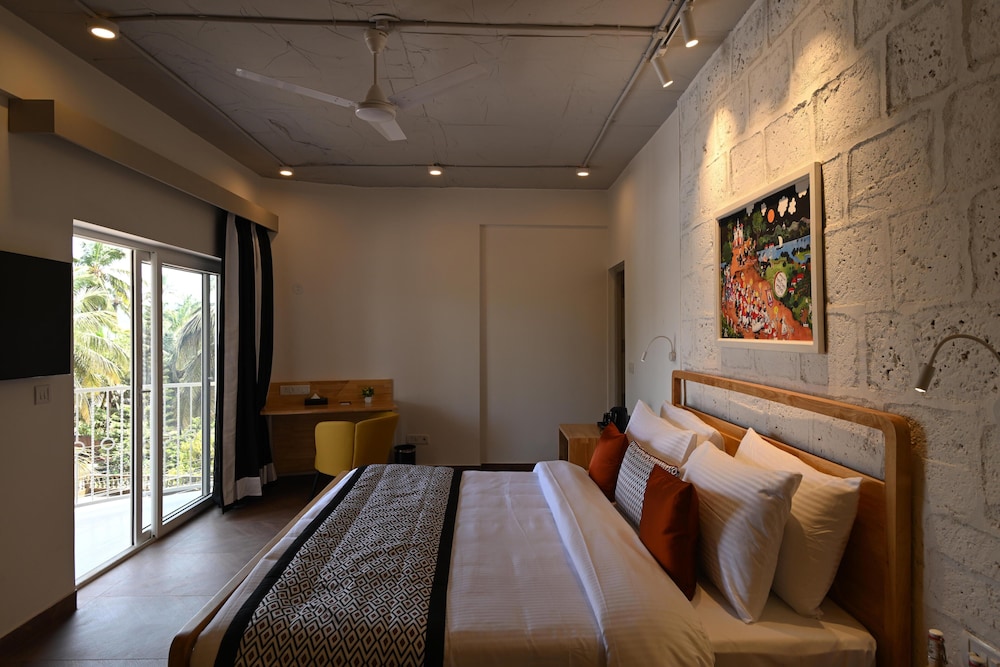 Bedzzz Xclusiv, Morjim By Leisure Hotels