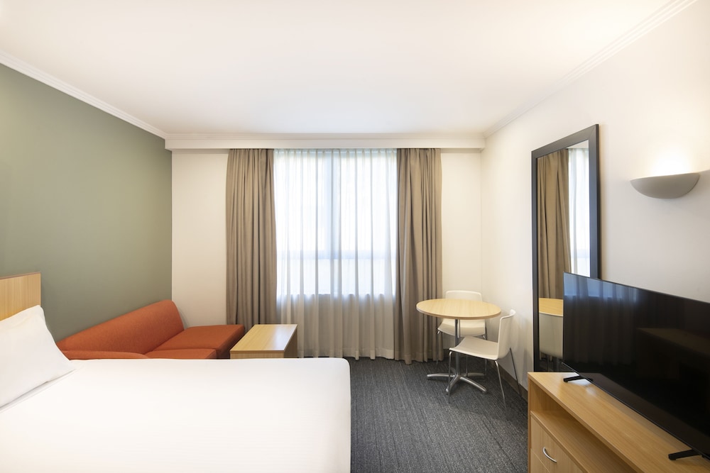 Mercure Sydney Macquarie Park